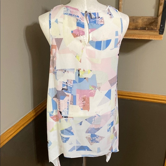 Vince Camuto Abstract Print Sleeveless Top size small - Picture 5 of 8